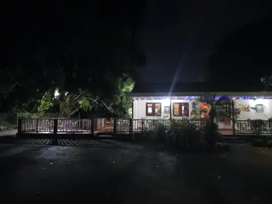 Mem's Pizzaria